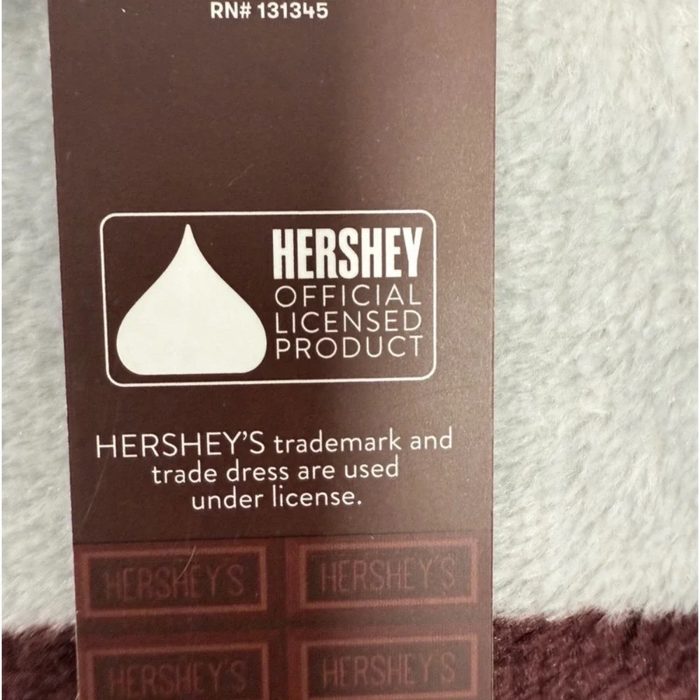 NWT Hershey's Milk Chocolate Bar Plush Throw Blanket 50